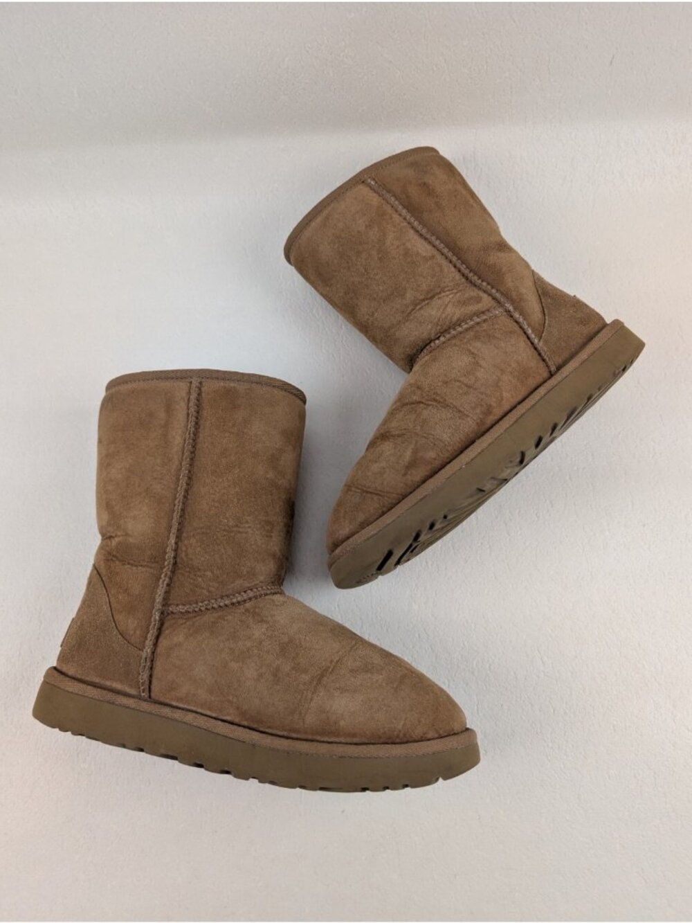 Ugg Classic Short II Boot Womens 7 Brown Suede Sheepskin Lined Winter Shearling